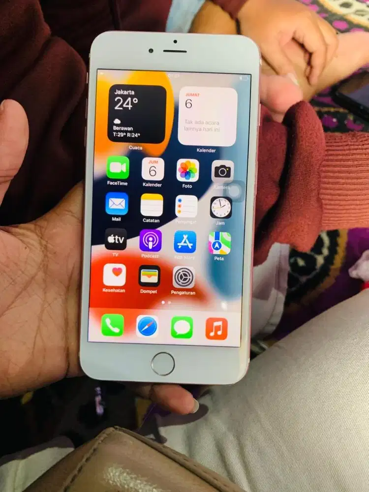 Ip 6Splus 64gb layar lebar