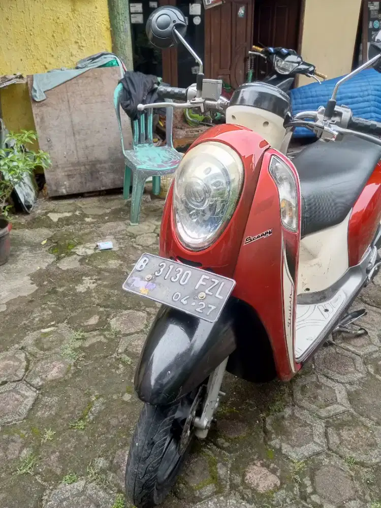 Scoopy 2015 pajak on