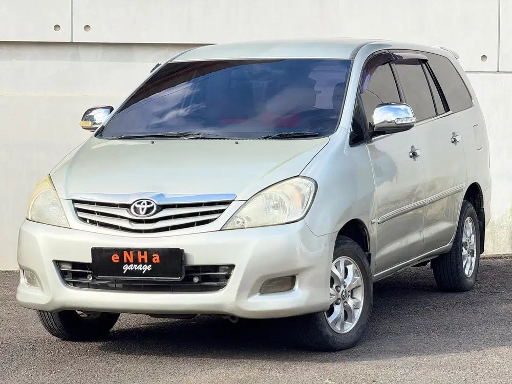 Dp 18JT.. Toyota Kijang Innova G 2.0 A/T 2009.. eNHa garage Semarang..