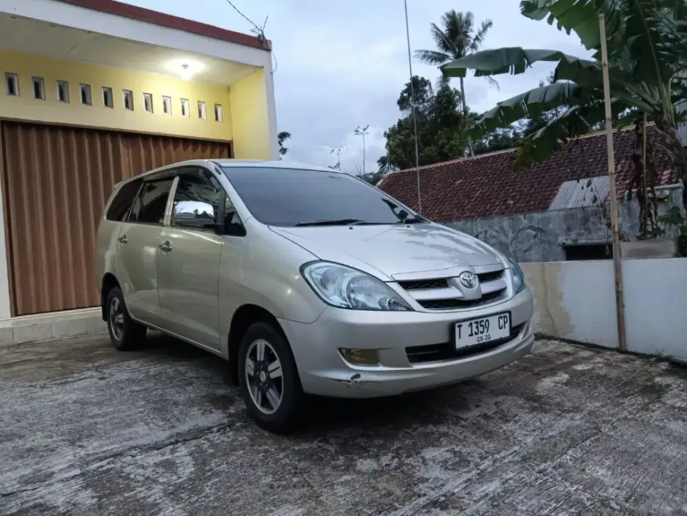 Toyota Innova 2007