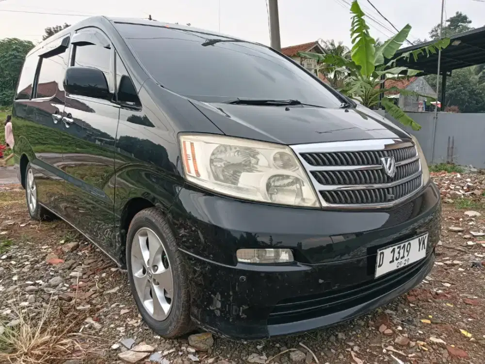 Toyota Alphard V