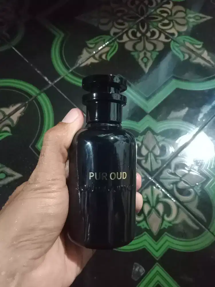 Parfume Pur oud LV