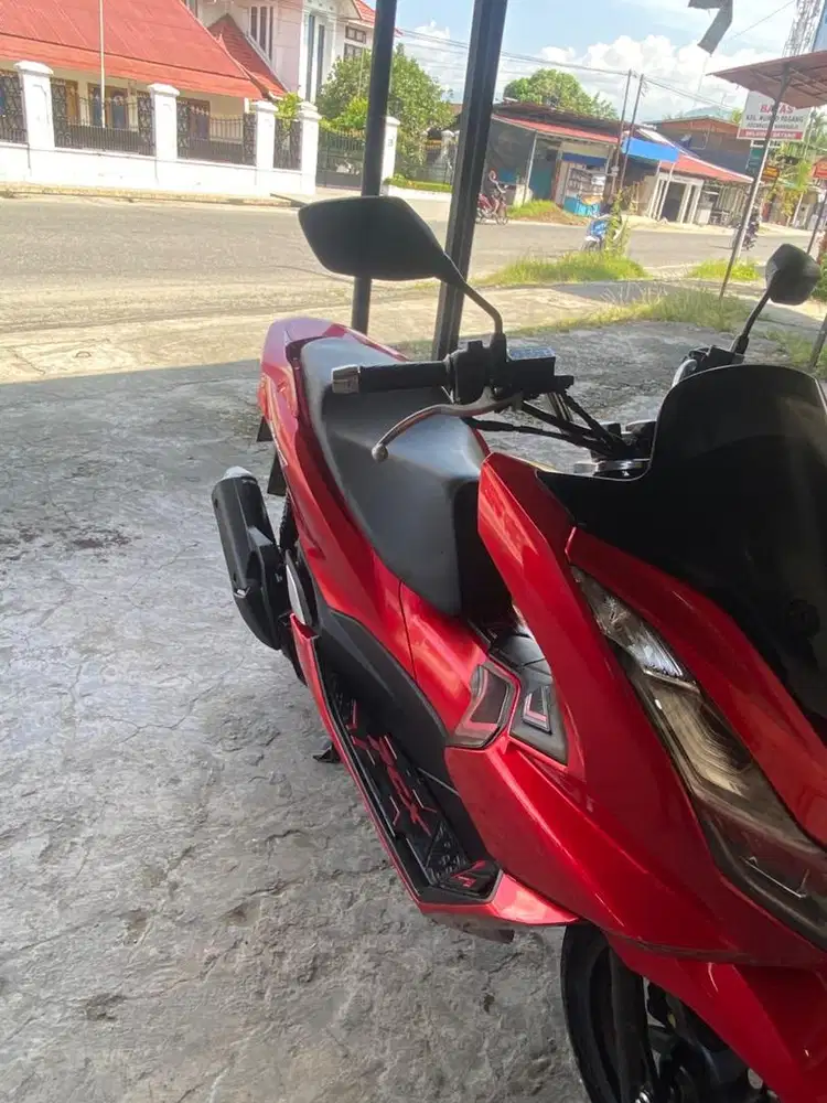 Jual pcx tahun 2023 bulan 9 pemakian cewek kunci kontak 2