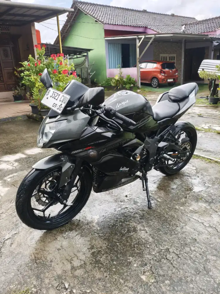 Ninja 250 fi 2016 lengkap hidup low km
