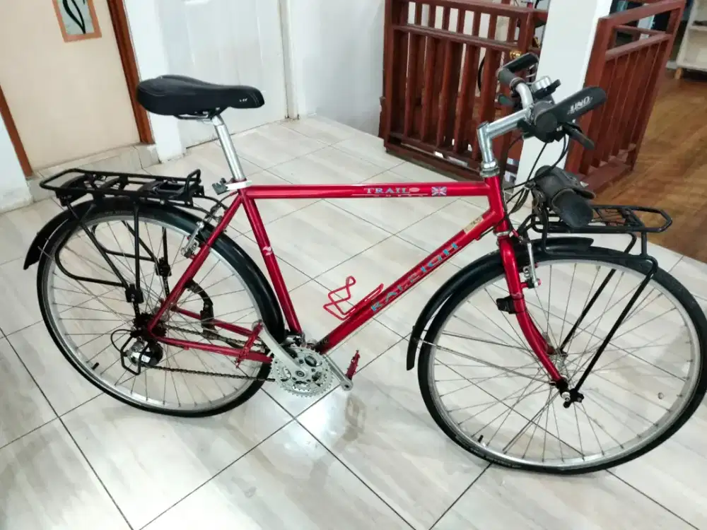 Sepeda raleigh trail