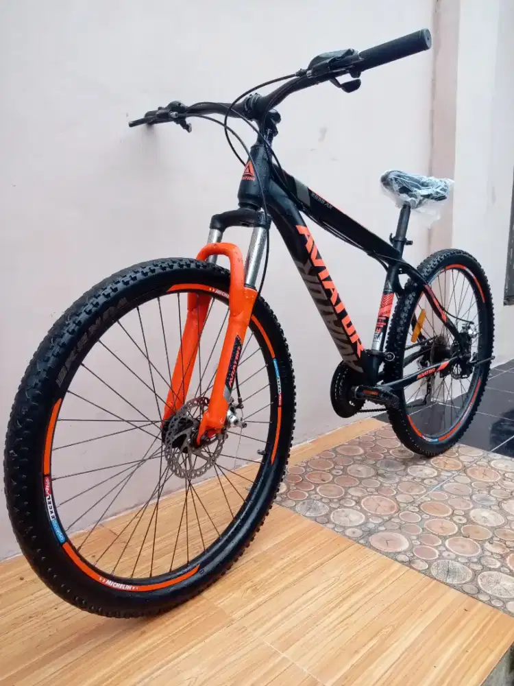 Sepeda Gunung/MTB Ukuran 27, 5 AVIATOR.