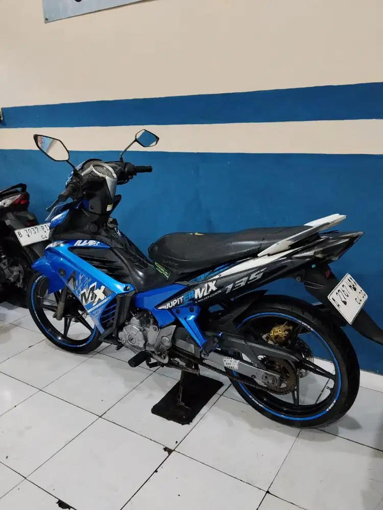 Di jual cepat Yamaha Jupiter mx new 135 full orisinil