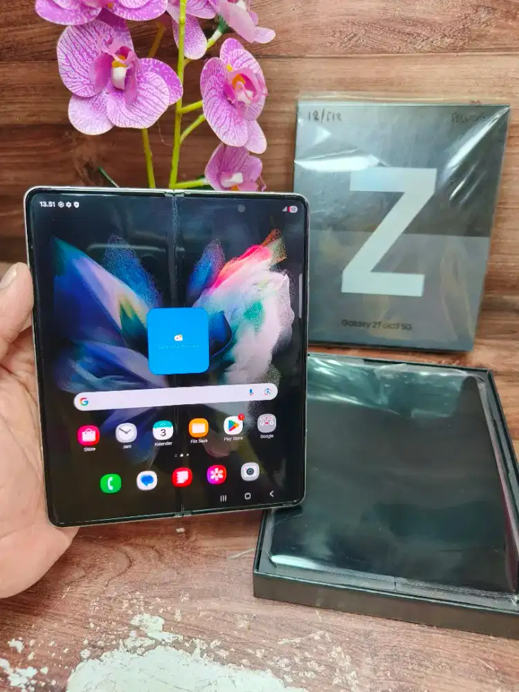 Samsung z fold 3 silver 12/512 GB mulus fullset original garansi sein