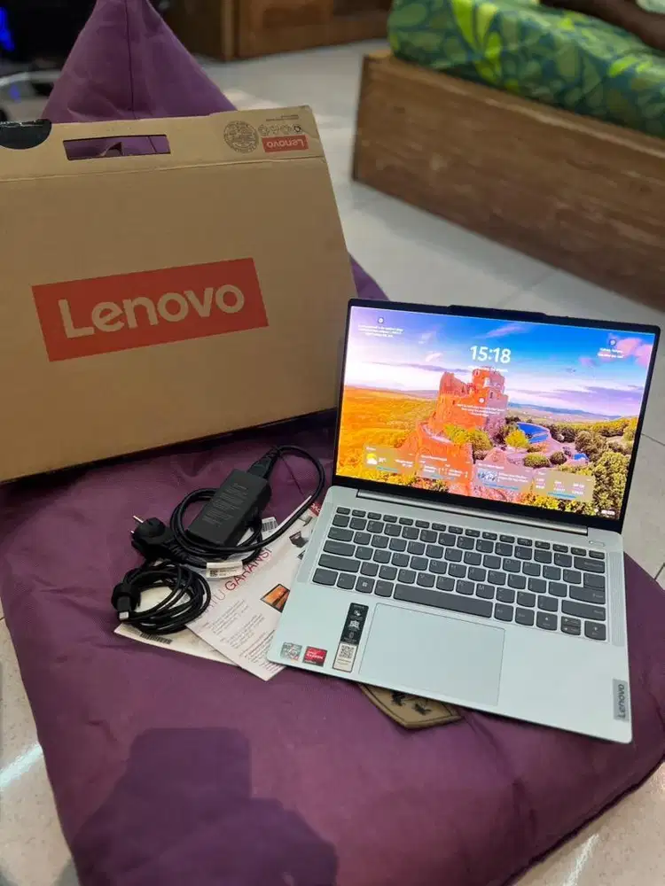 Lenovo IdeaPad Slim 5 Ryzen 7 7730U RAM 16GB SSD 512GB Garansi Resmi