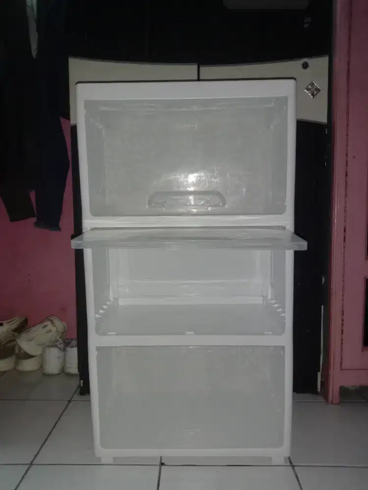 Lemari susun plastik serbaguna