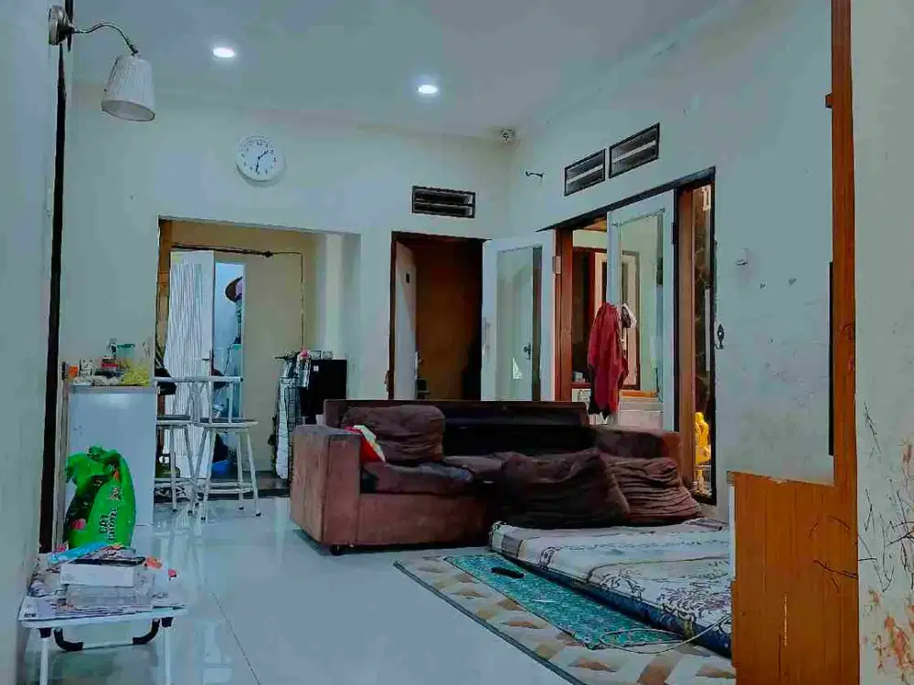 2LANTAI DEKAT KAMPUS BANGUNAN LUX MURAH 799JT NEGO