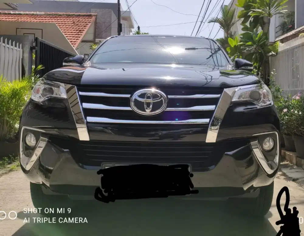 Fortuner 2.4G 4x2 AT