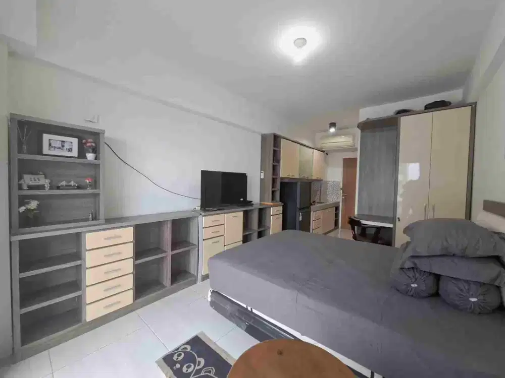 sewa studio bulanan apartemen puncak bukit golf surabaya.