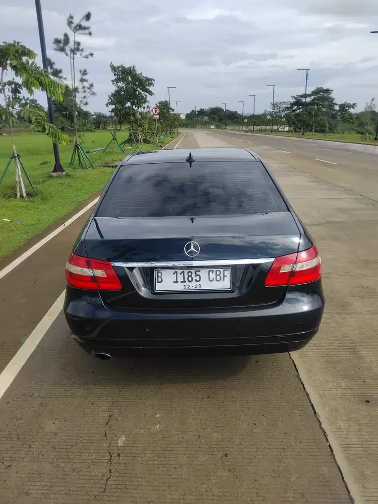 Mercedes-Benz E200 CGI 2013 Bensin