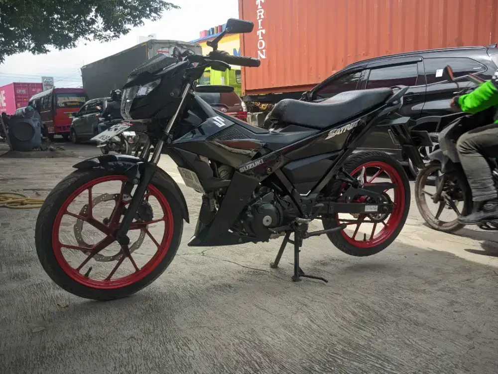 Satria injeksi 2018 black predator