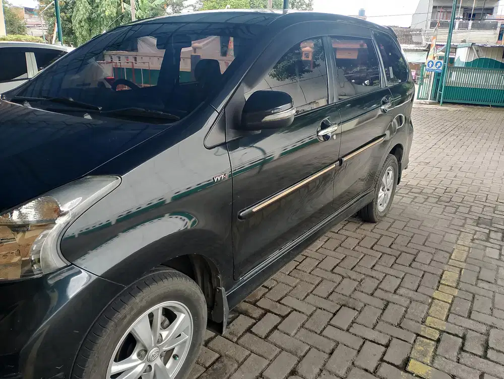 Toyota Avanza 2012 Bensin