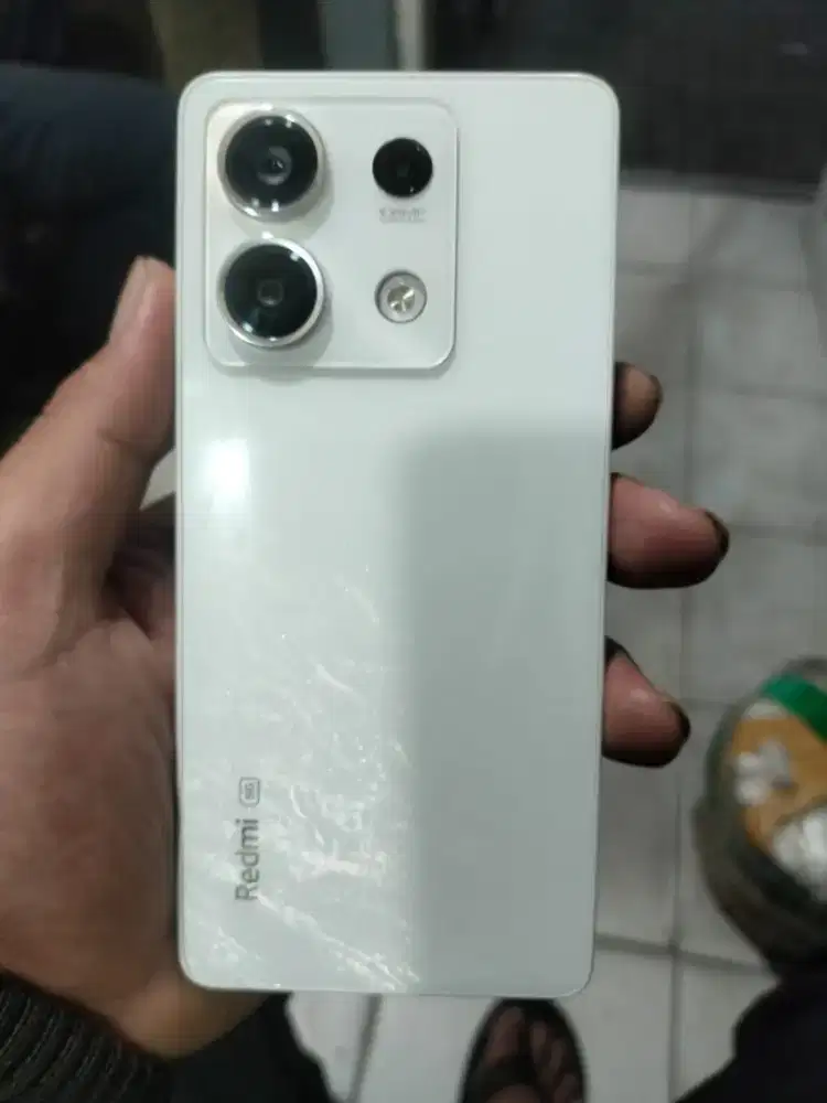 Redmi note 13 5G
Ram 8/256