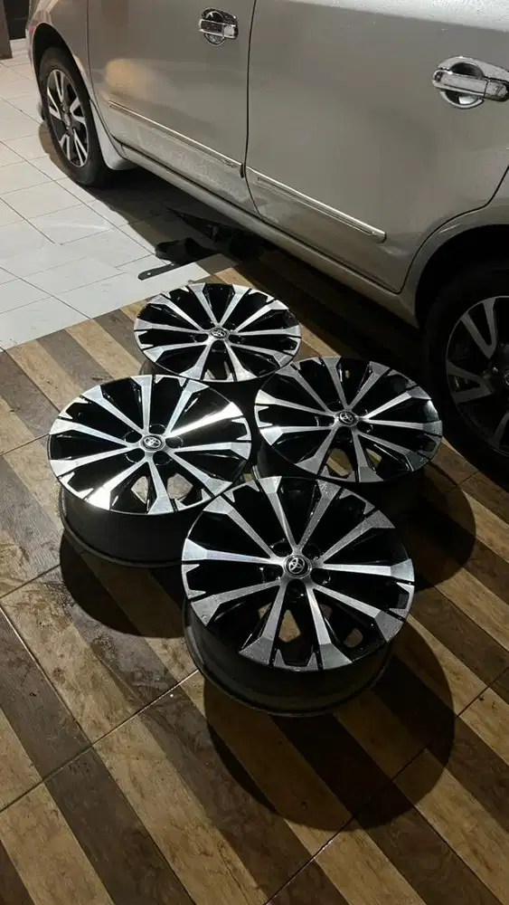 Velg Veloz R17 Original 5x100 sienta avanza xenia FT86 subaru