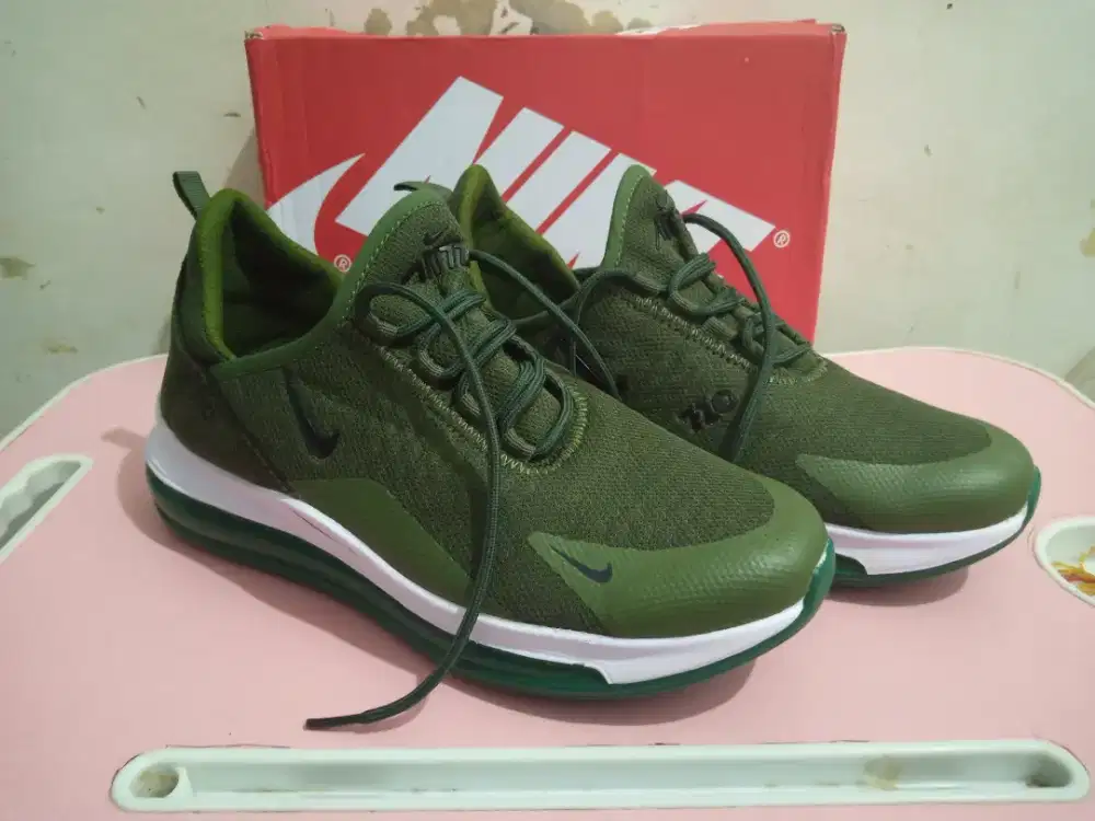 Sepatu nike baru uk.41