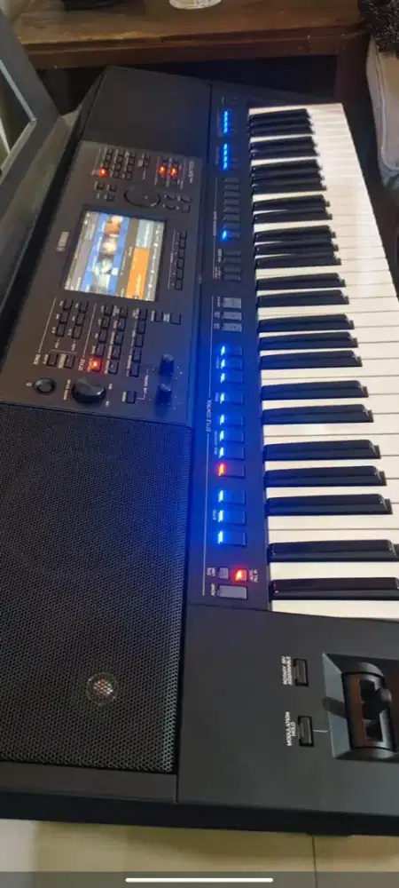 Dijual Yamaha PSR SX700