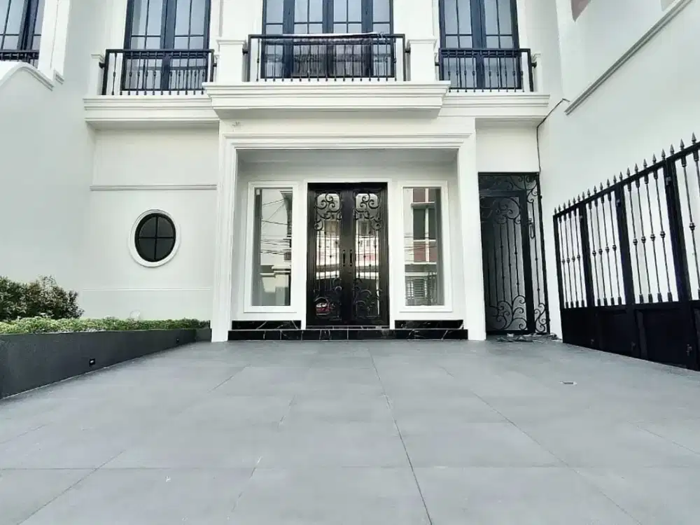 rumah siap huni akses jalan 2 mobil di cempaka putih tengah