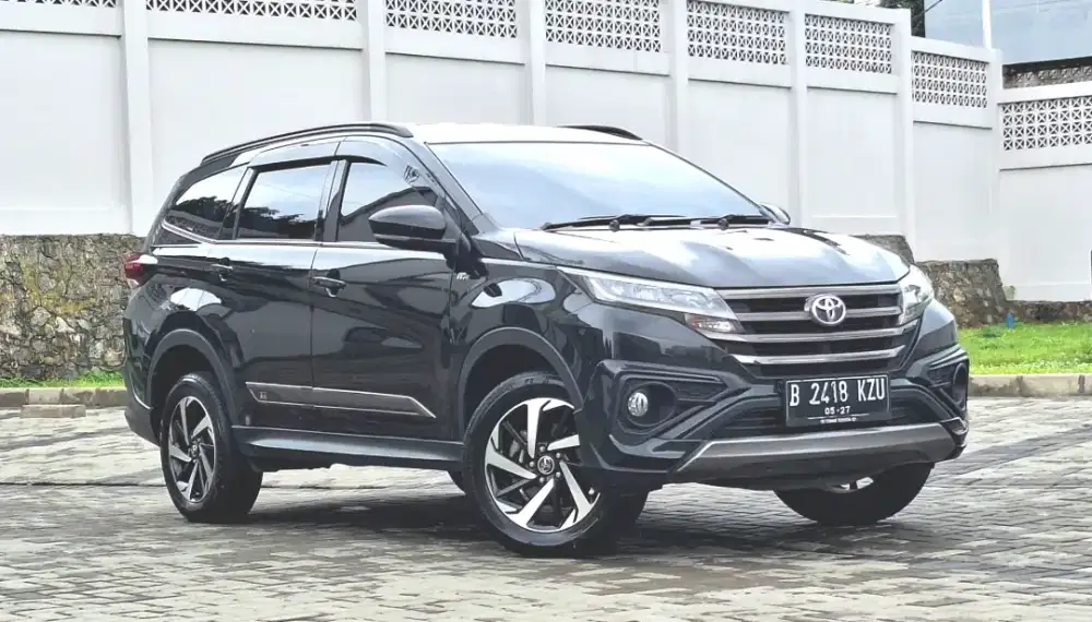Toyota Rush GR 1.5 AT/METIC 2022 Bensin, TERMURAH, Irit, Siap pakai