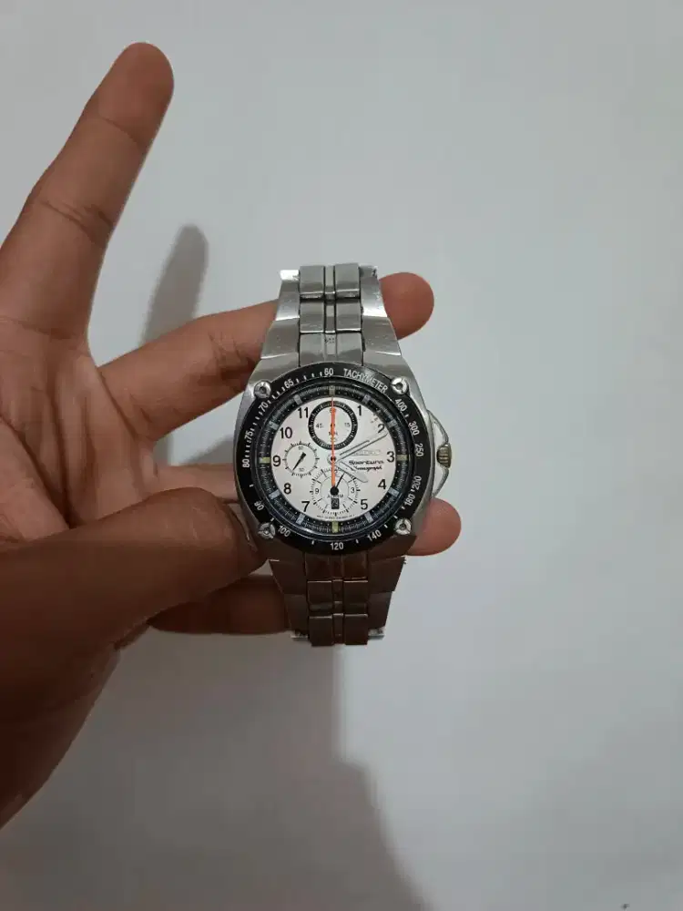 Jam tangan Seiko