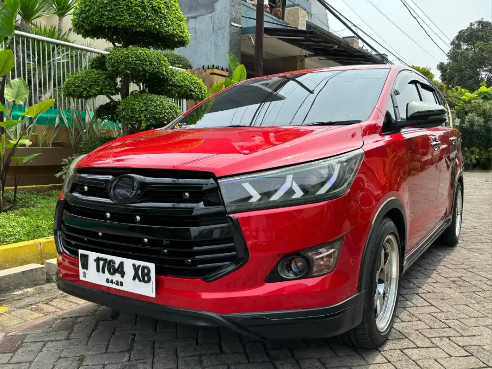 TOYOTA INNOVA REBORN 2.0 Q VENTURER 2017 MA5IC