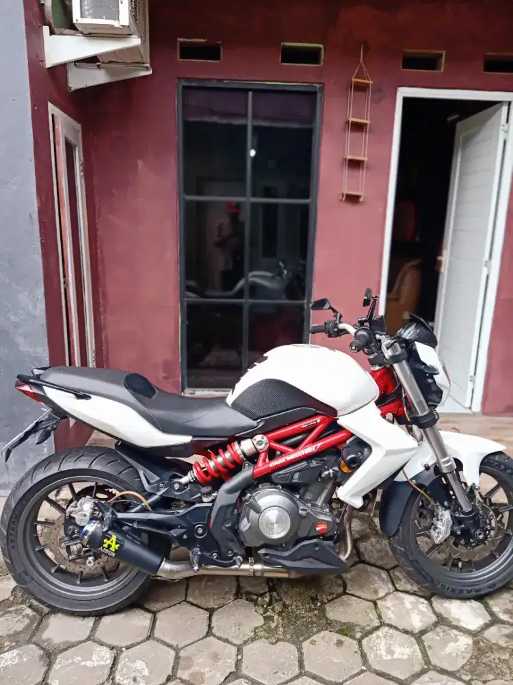 Benelli tnt250 th 2019