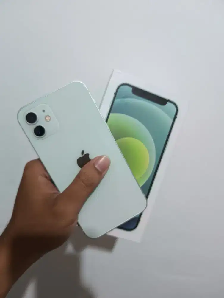 iPhone 12 64GB pemakaian 2 tahun