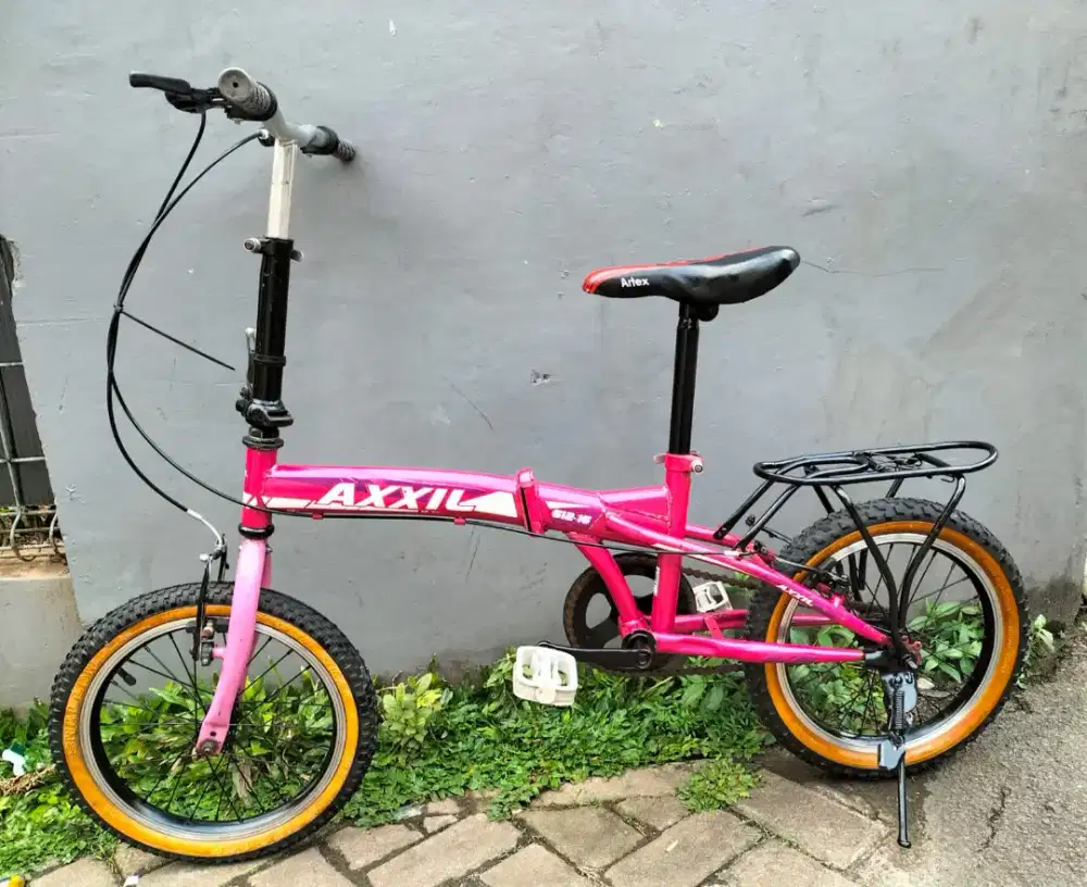 Sepeda lipat ukuran 16 kondisi normal untuk usia 6 7 8 9 10 tahun