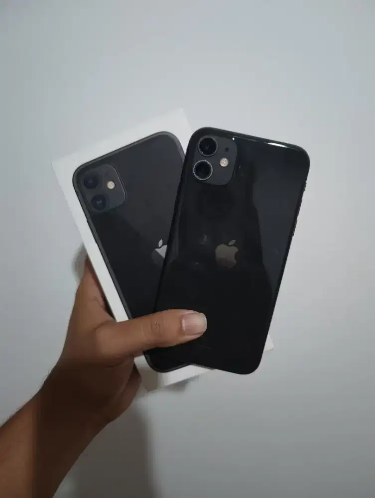 iPhone 11 64GB iBox pemakaian 2 tahun