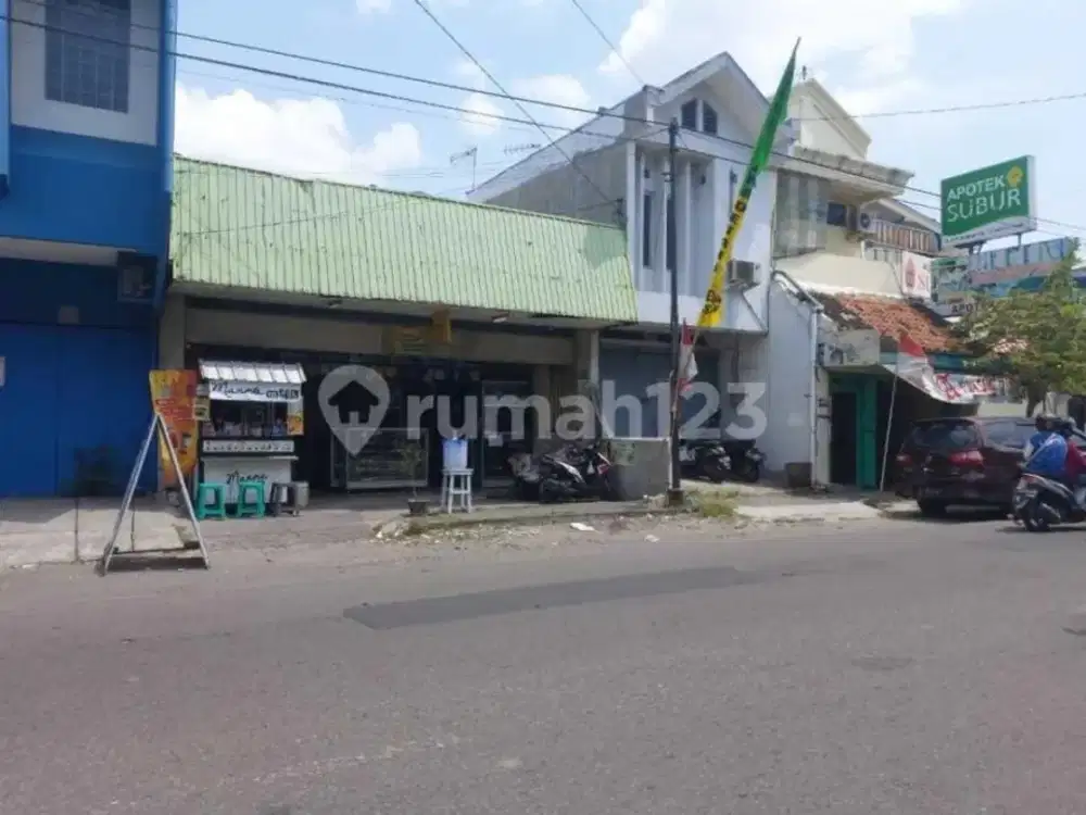 Disewakan Ruko Strategis Lokasi Banjarsari,Solo Luas 258m2