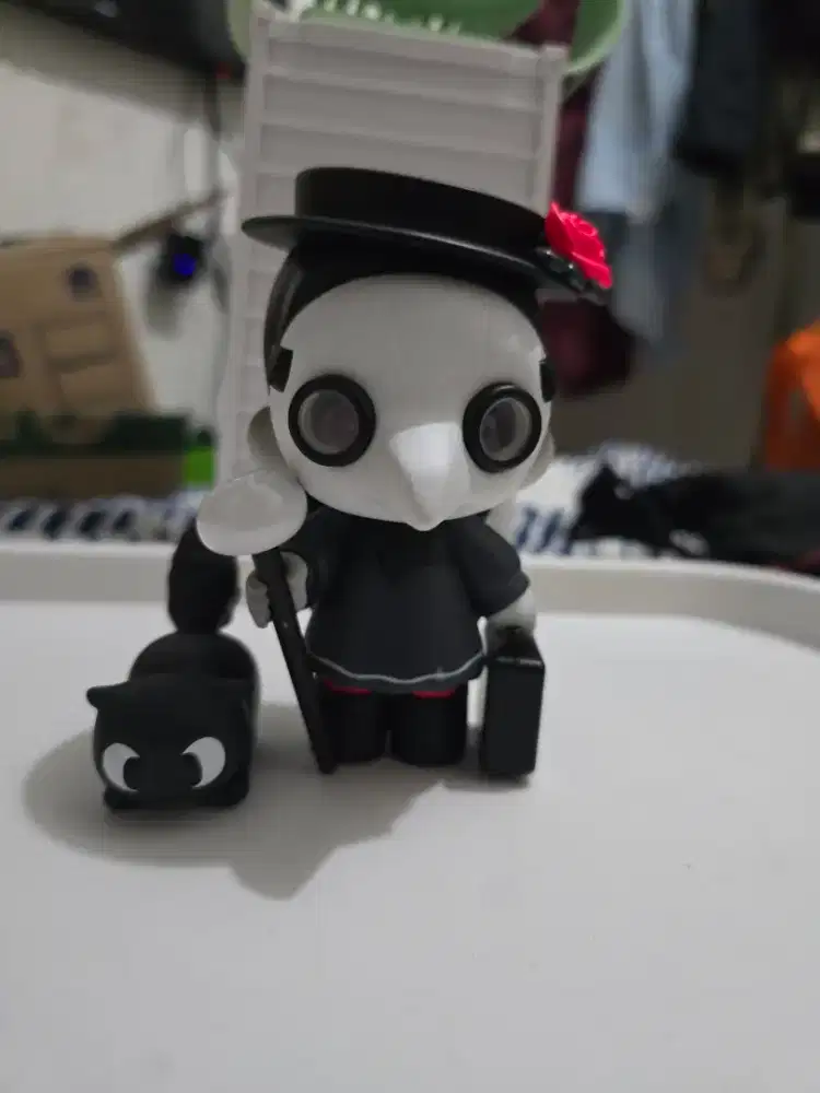 Pajangan meja figure