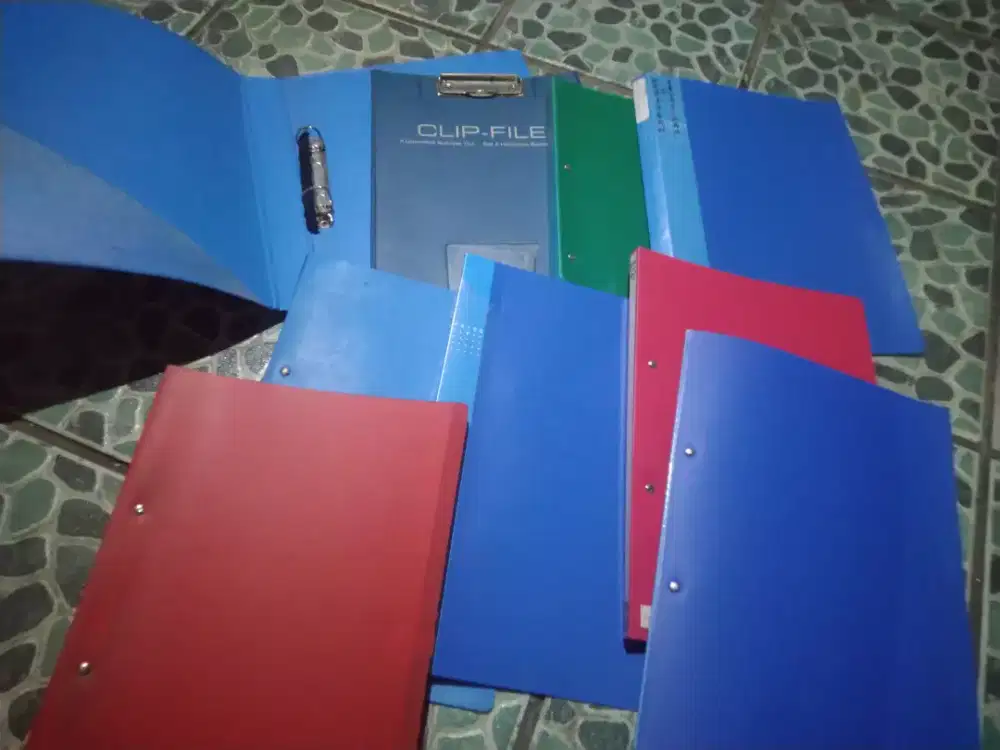 Map tempat dokumen / kertas