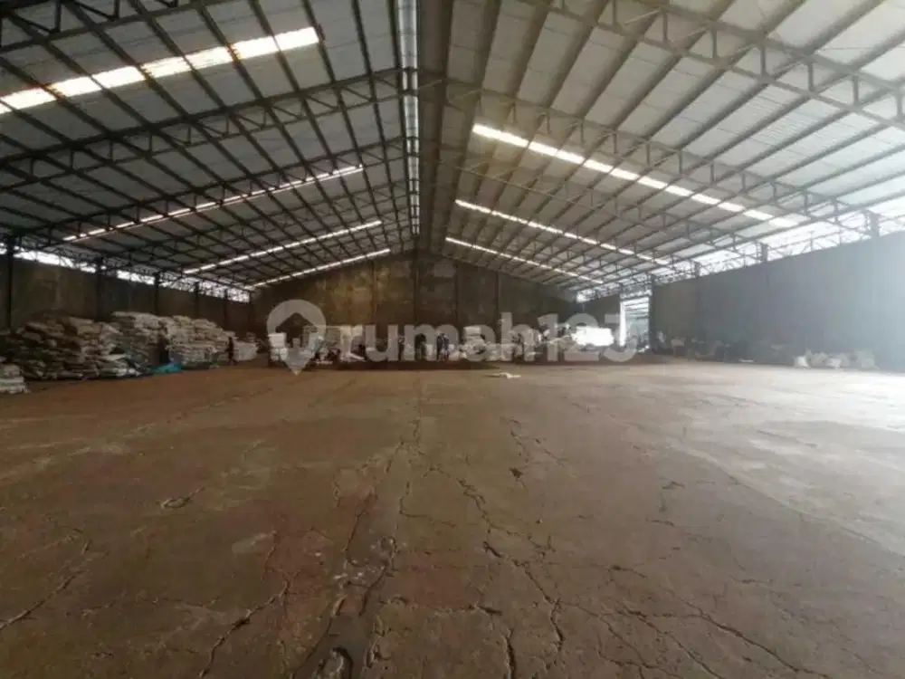 Disewakan Gudang Kawasan  Industri Lokasi Kebakkramat,Karanganyar Luas 3800m2