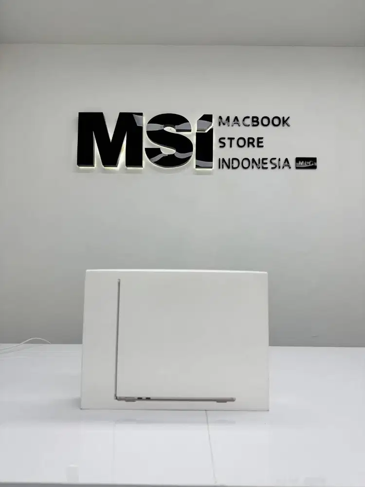 New! MacBook Air 2022 - 16/256GB