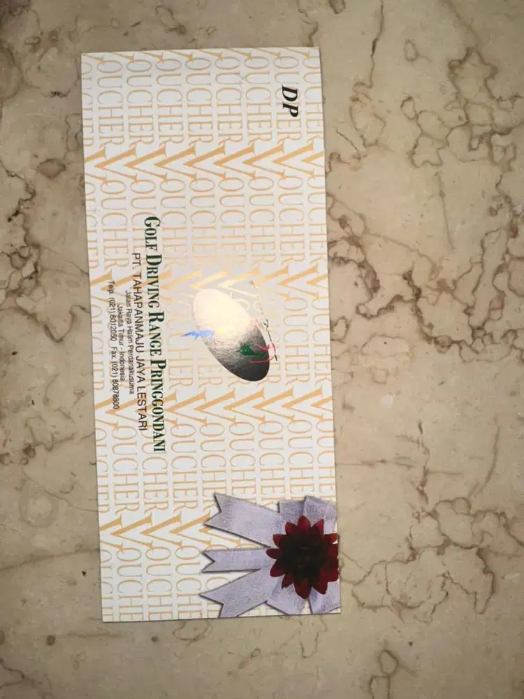 Voucher driving golf