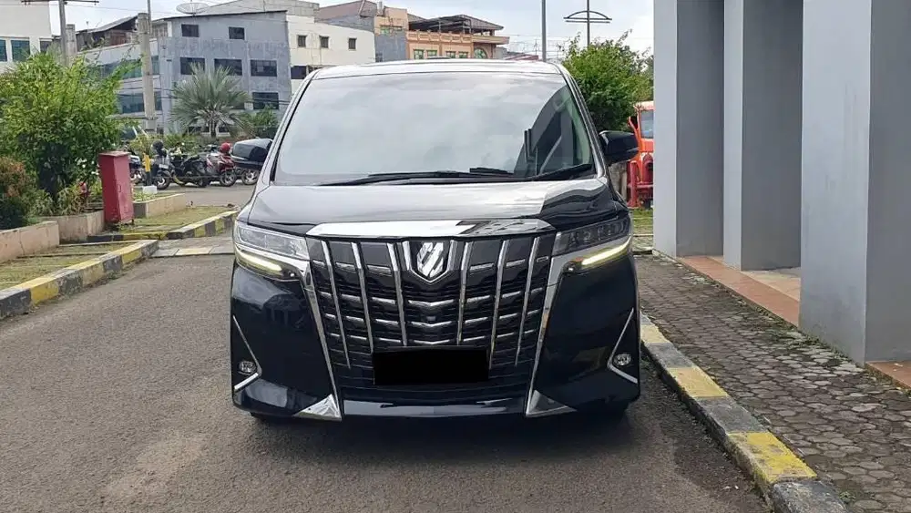 Toyota Alphard 2.5 G AT Pilot Seat 2018 Hitam km.40rb