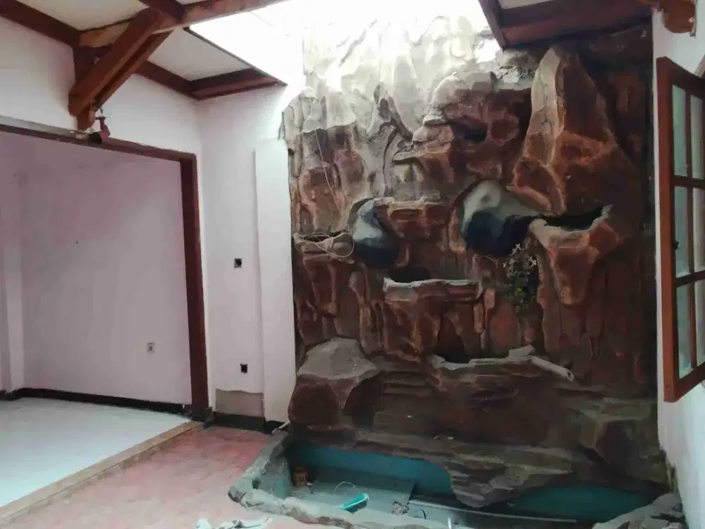 rumah di sayap moch toha pusat kota dekat pasar dan tol