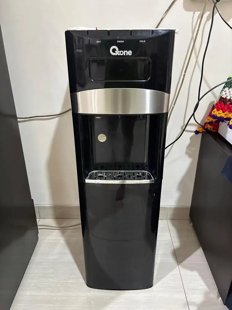 Dispenser Galon Bawah Oxone (Panas & Dingin)