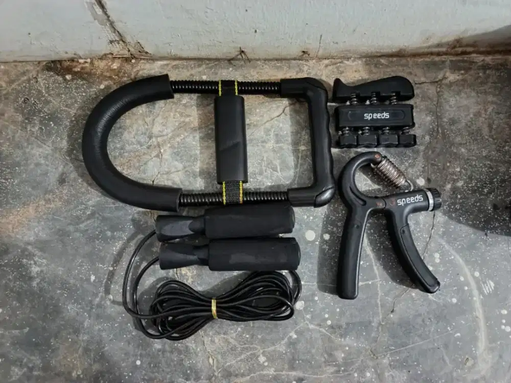 Alat olahraga lengkap