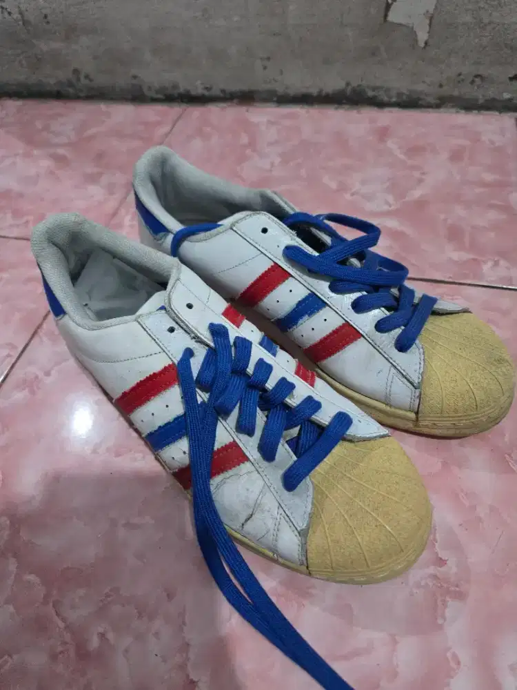 Sepatu Adidas Superstar