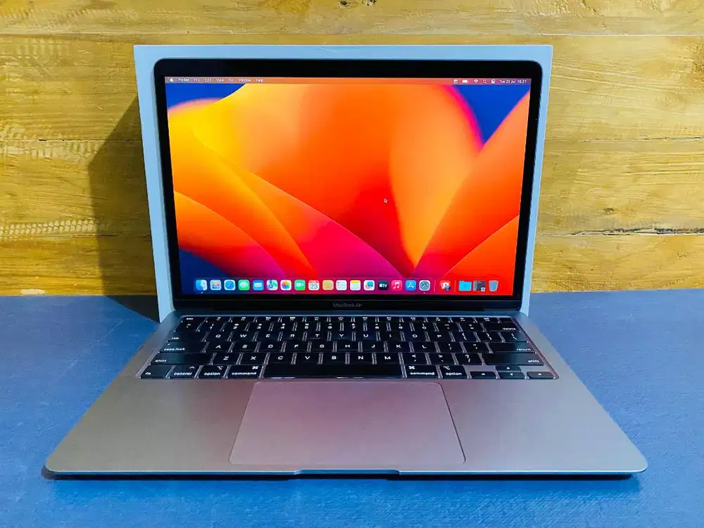 MacBook Air M1 2020 iBox Apple M1 RAM 8GB SSD 128GB BH 90% CC 140