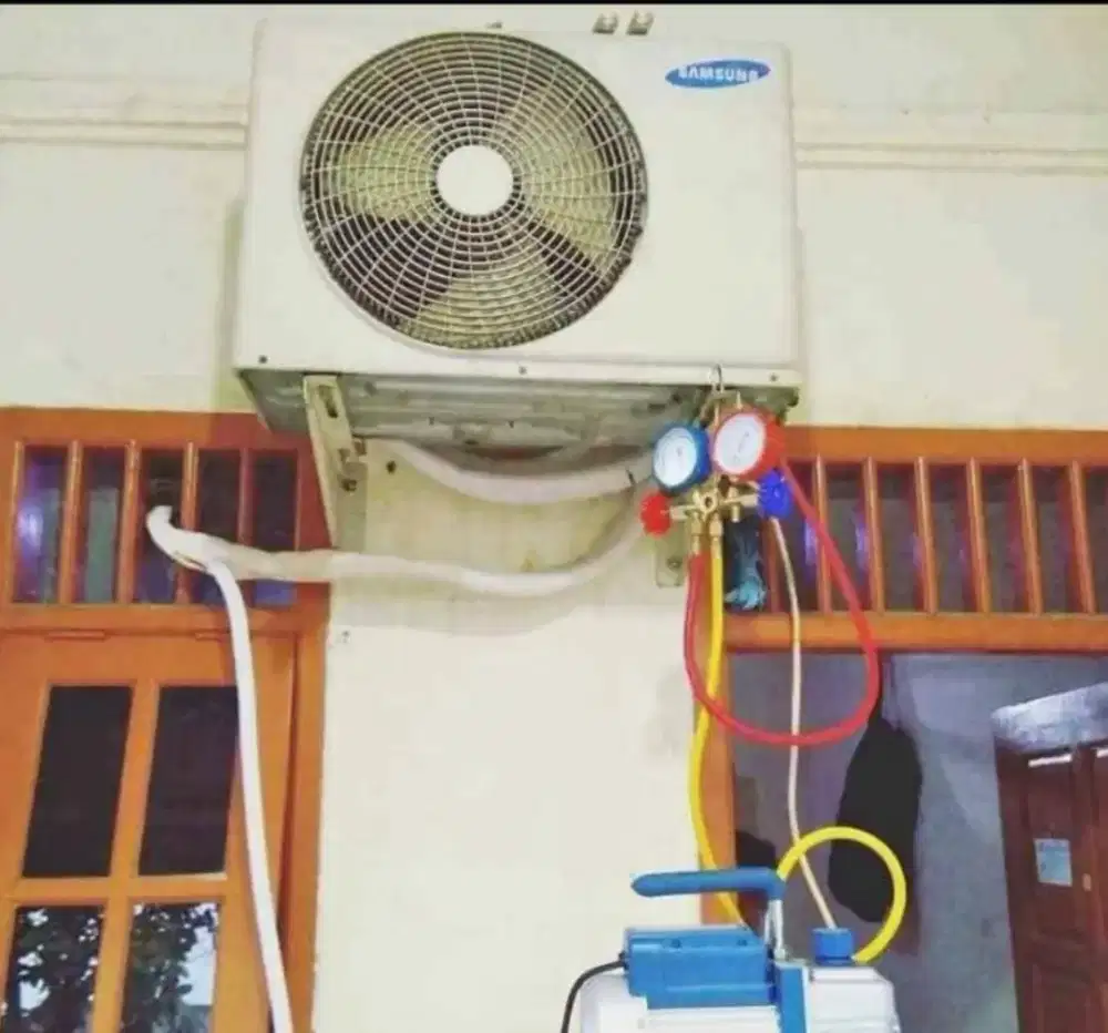 Service cuci AC bongkar pasang AC depok