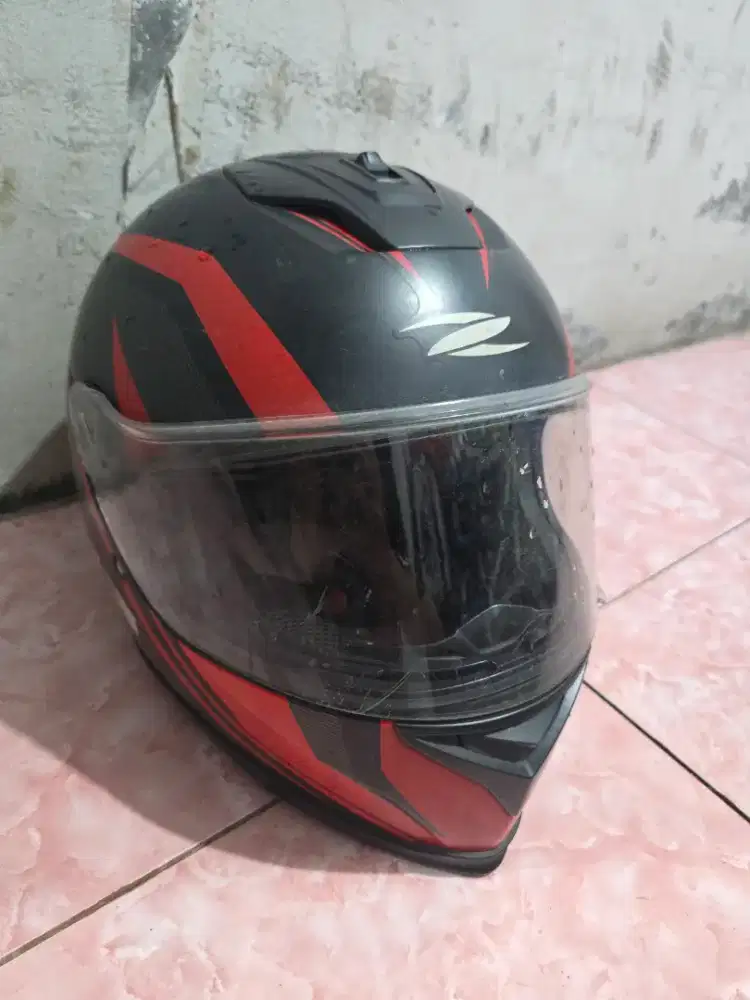 Helm Fullface Merah