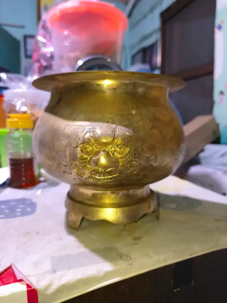 Tempat taruh dupa sembahyang bahan kuningan premium berkualitas