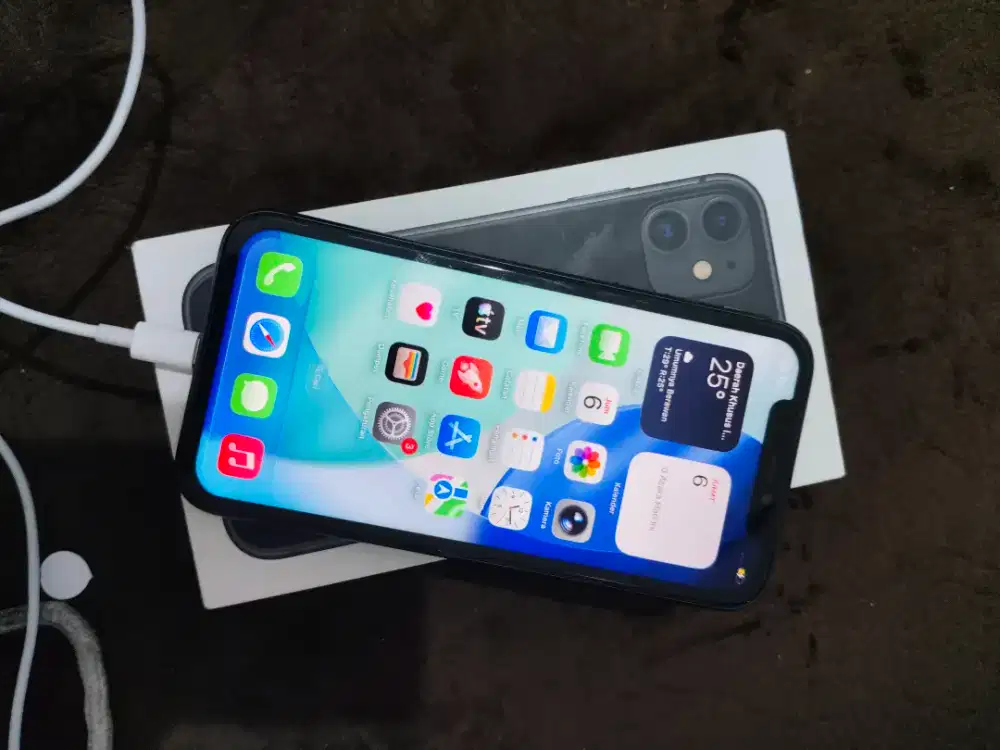 BU iPhone 11 64Gb iBox Resmi