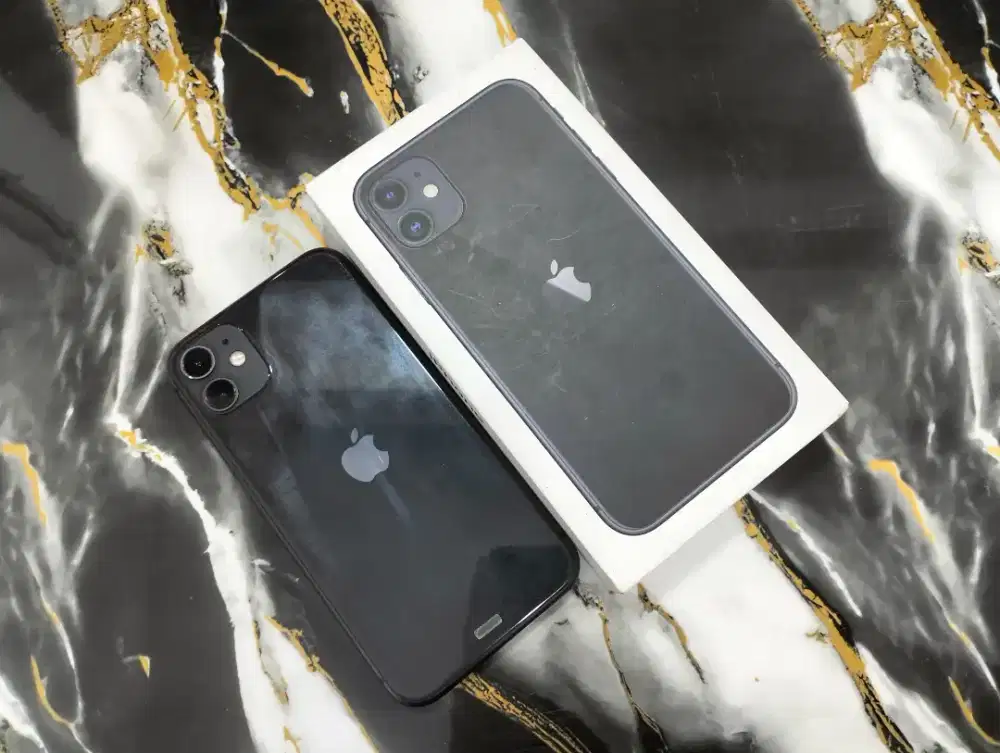iPhone 11 Hitam 128 GB Garansi iBox BH 68
