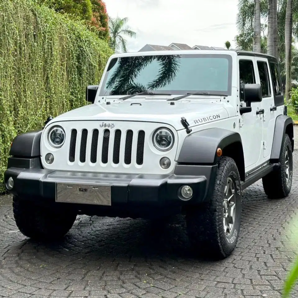 (CASH) Jeep Rubicon 4X4 2015